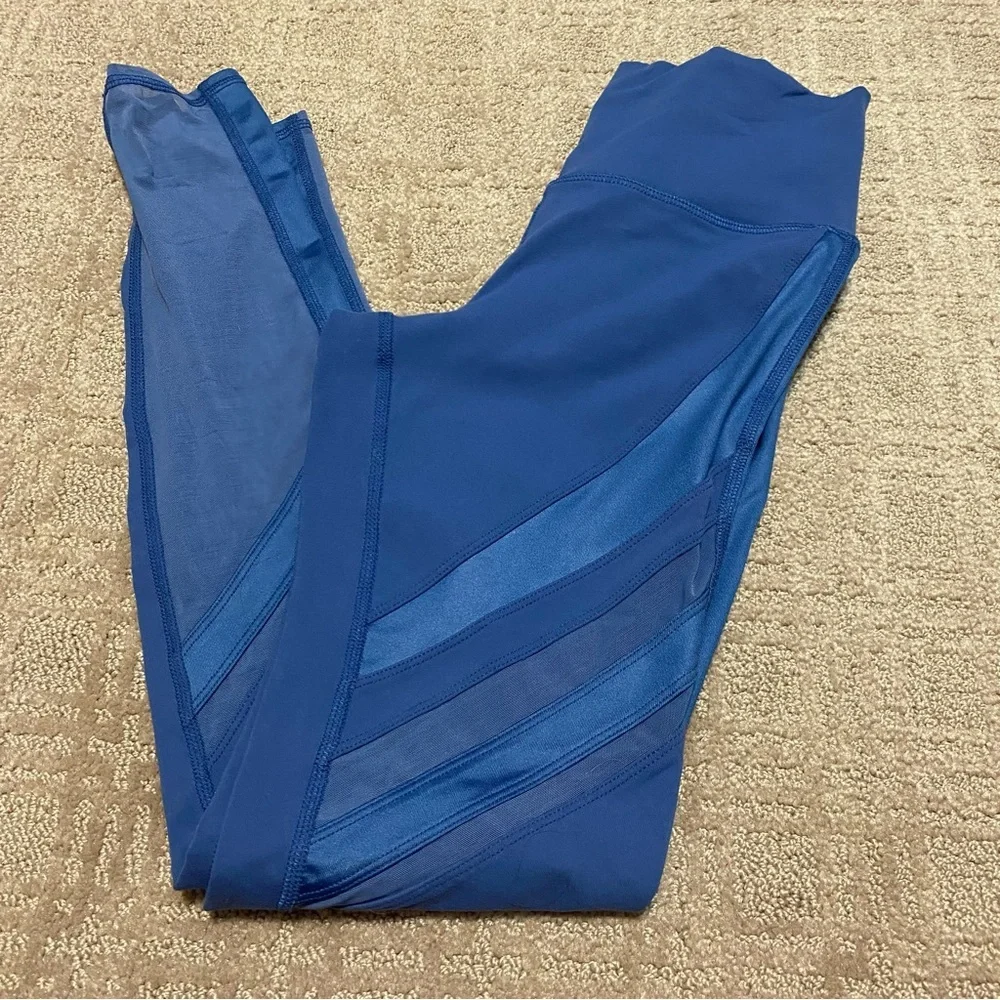 {ALO Yoga} Blue Athletic Yoga Leggings With Mesh Panels~ Size XS-S